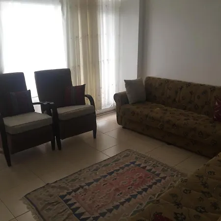 Sarimsakli Meydaninda Denize 0 1+1 Esyali Appartement *